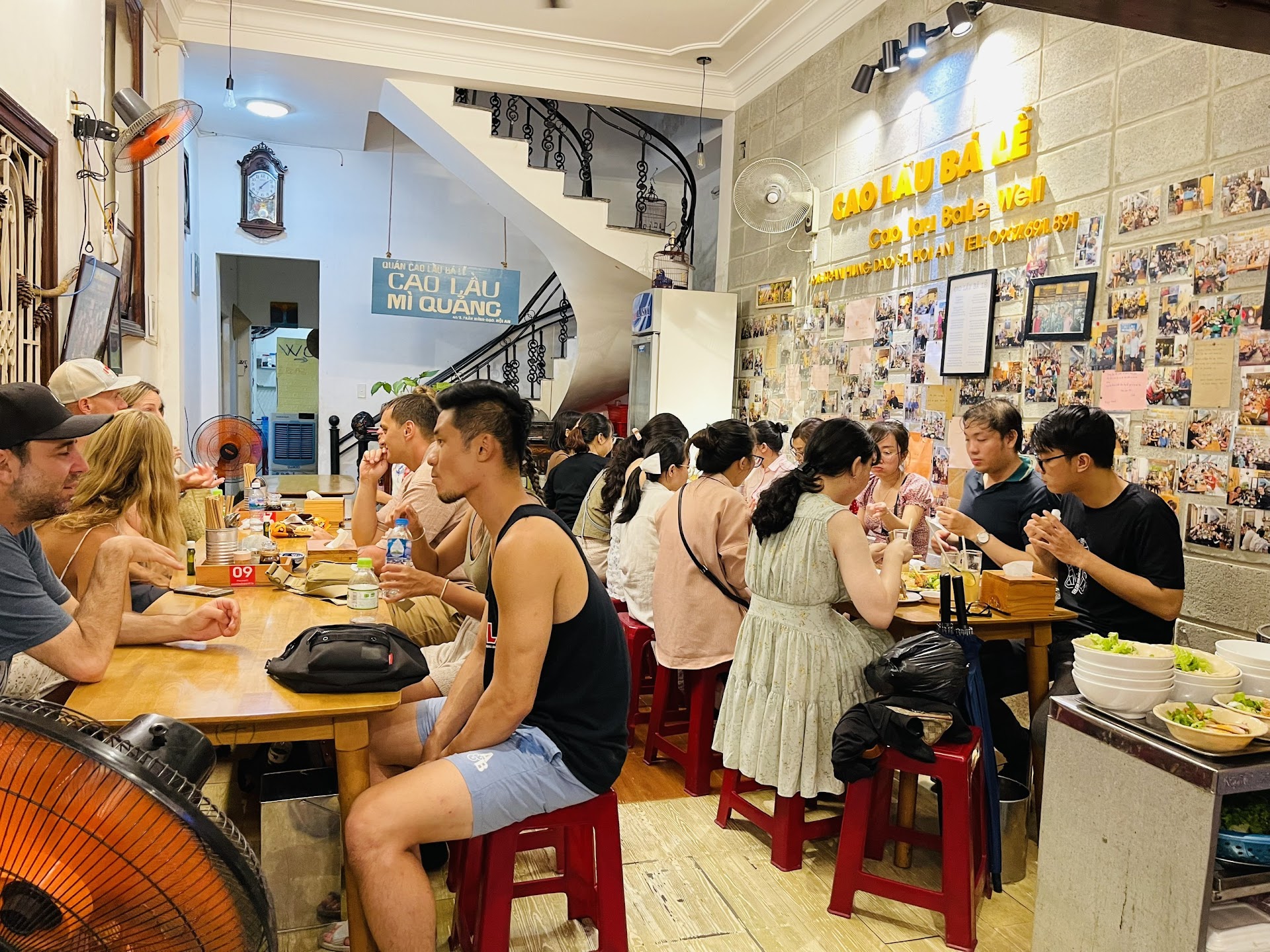 Le bol que Hội An garde pour elle : le cao lầu à l'aube dans la vieille ville