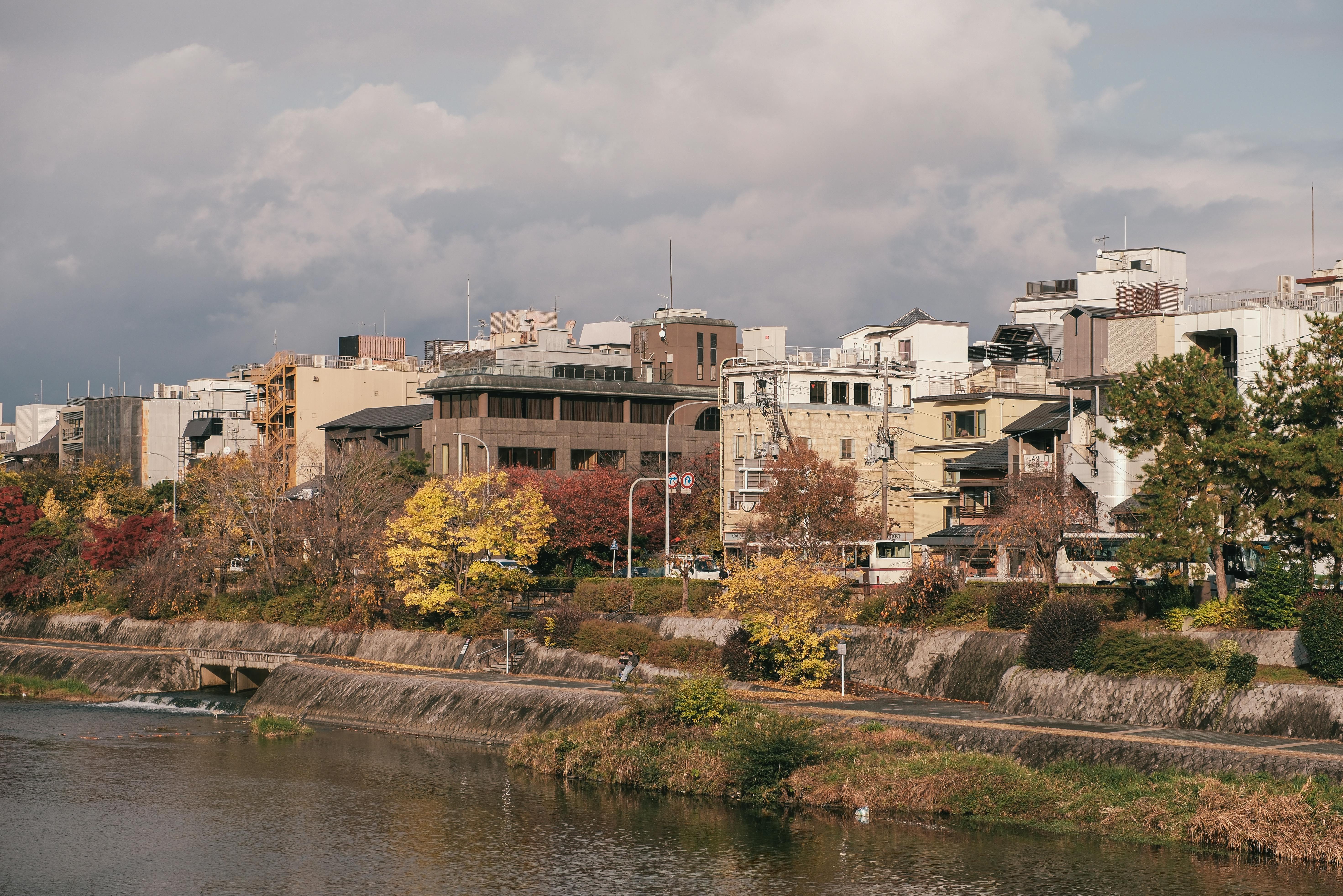 L'âme cachée de Kyoto : au petit matin dans le quartier des brasseurs de saké