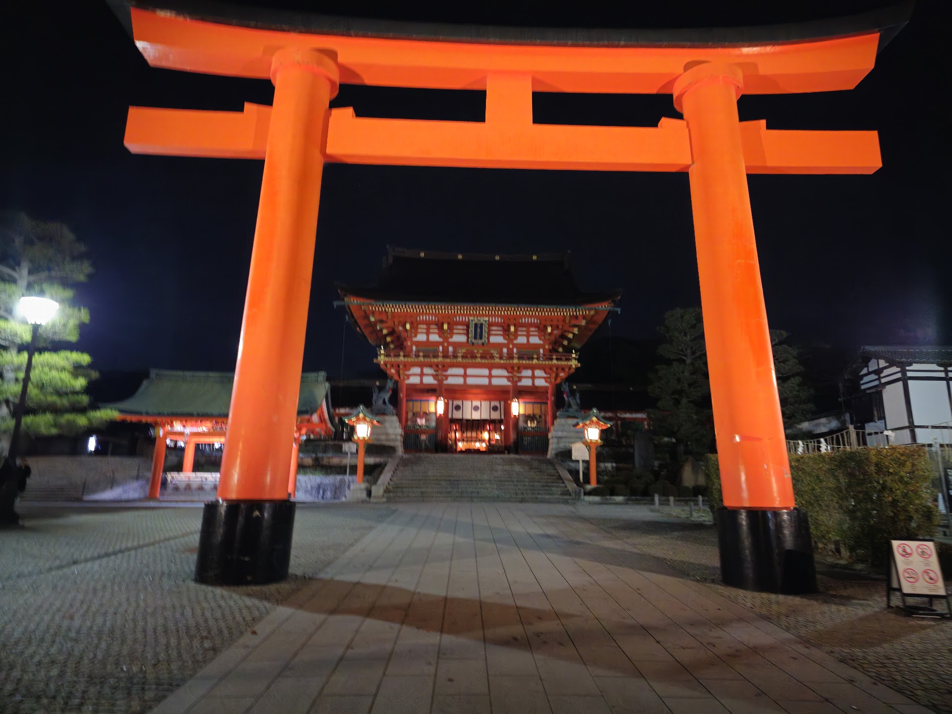 Le marché que Kyoto cache à ses touristes : l'aube silencieuse de Nishiki