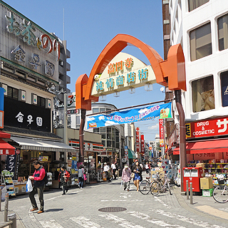 L'adresse secrète de Koenji : le quartier de Tokyo où les locaux mangent vraiment